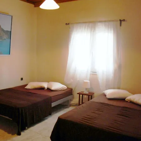 Villa Paramithi